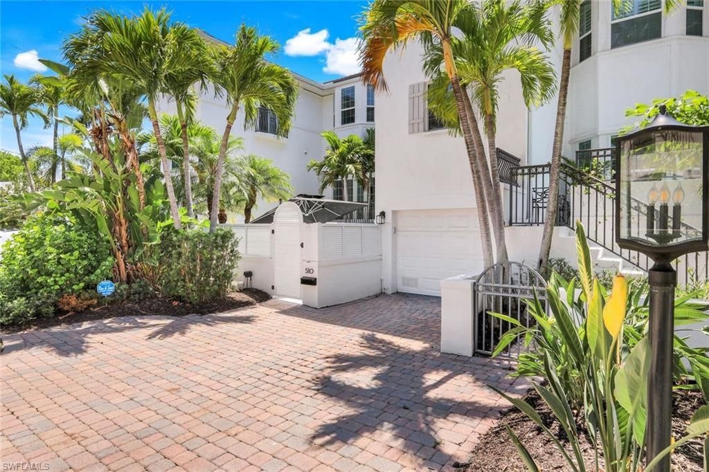 510 2nd St S, Unit 102, Naples, FL 34102 Photo