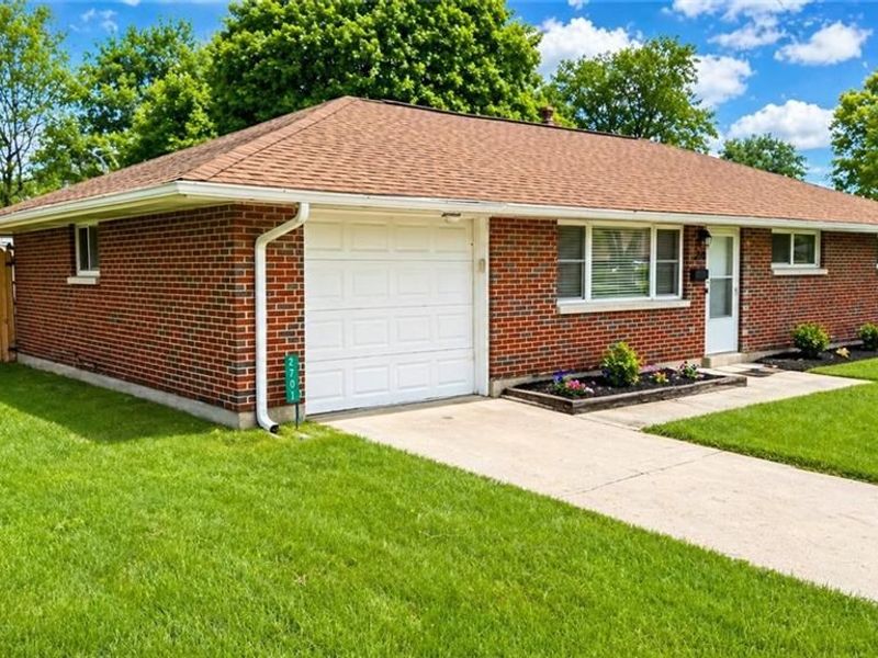 2701 Jomar Avenue, Moraine, OH 45439 Photo 3