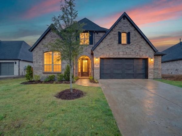2313 Meek Woods Lane, Mansfield, TX 76063
