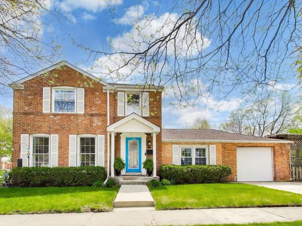 1609 W Brown Street , Arlington Heights, IL 60004