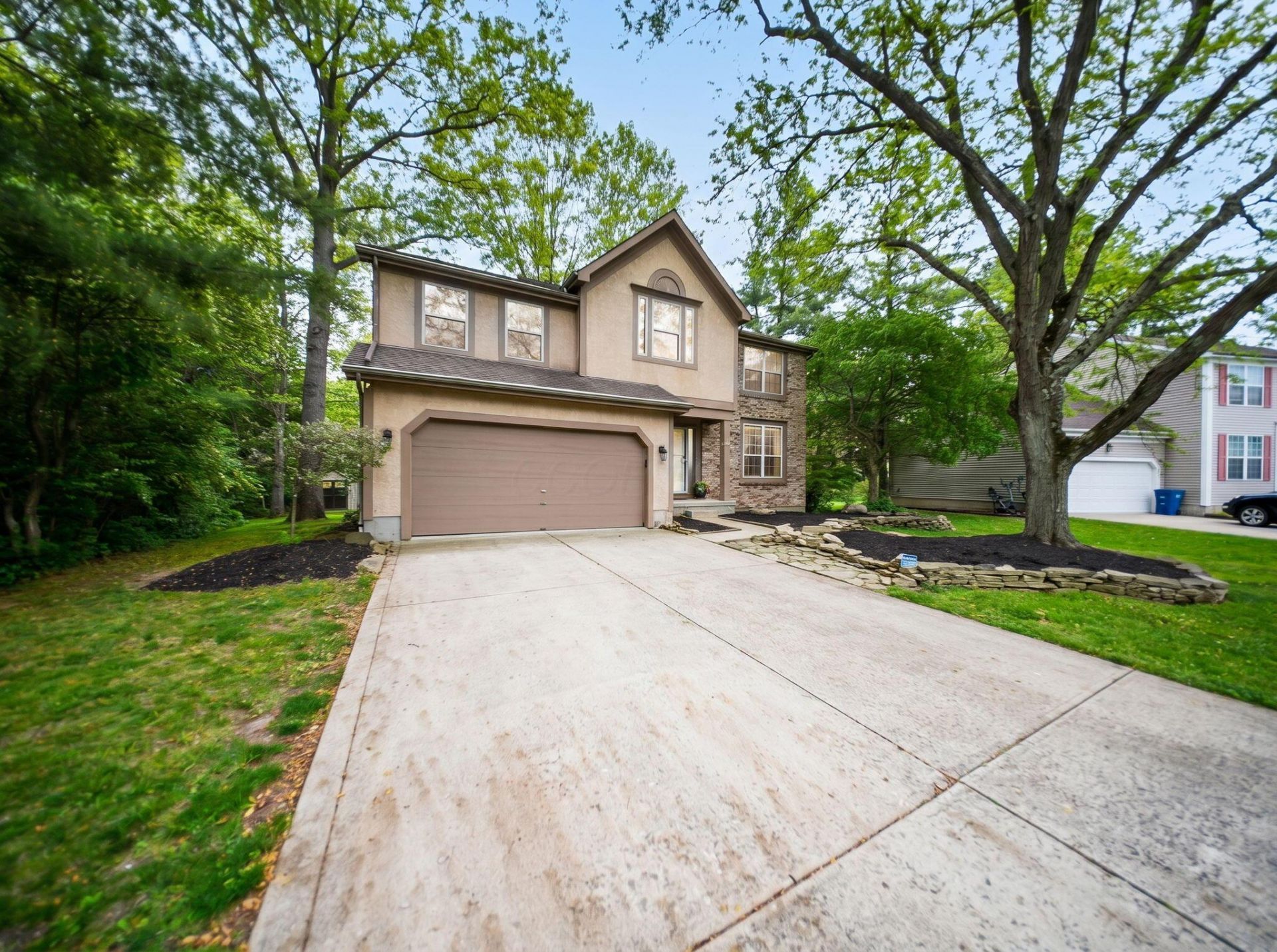 638 Ridenour Road, Columbus, OH 43230 Main Photo