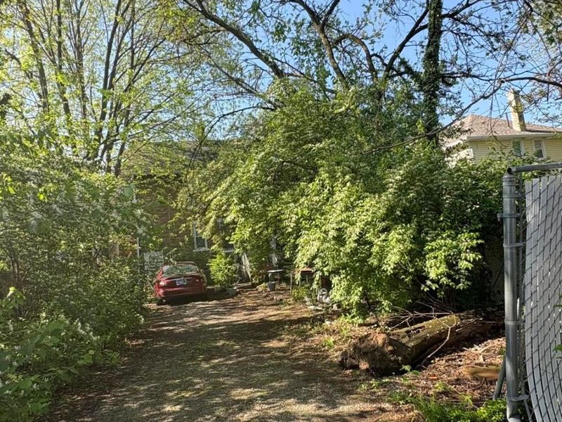 1622 Pembroke Avenue, Columbus, OH 43203 Photo 3