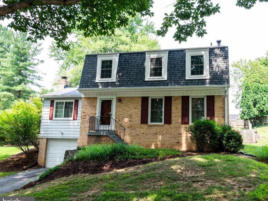 15 Grovepoint Court, Rockville, MD 20854 Main Photo
