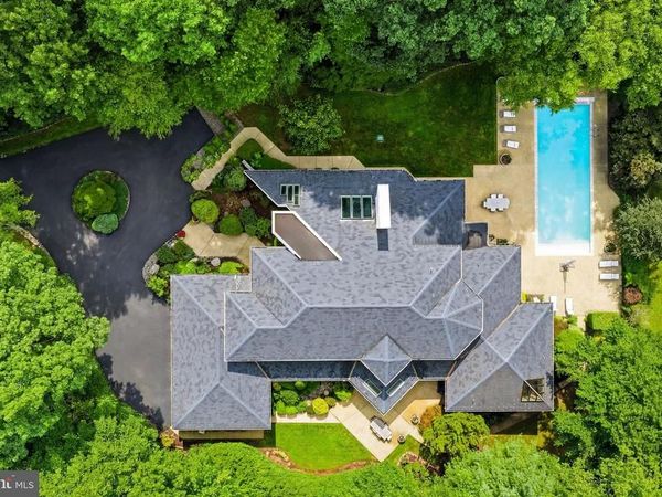 9 OAKLYN COURT, POTOMAC, MD 20854
