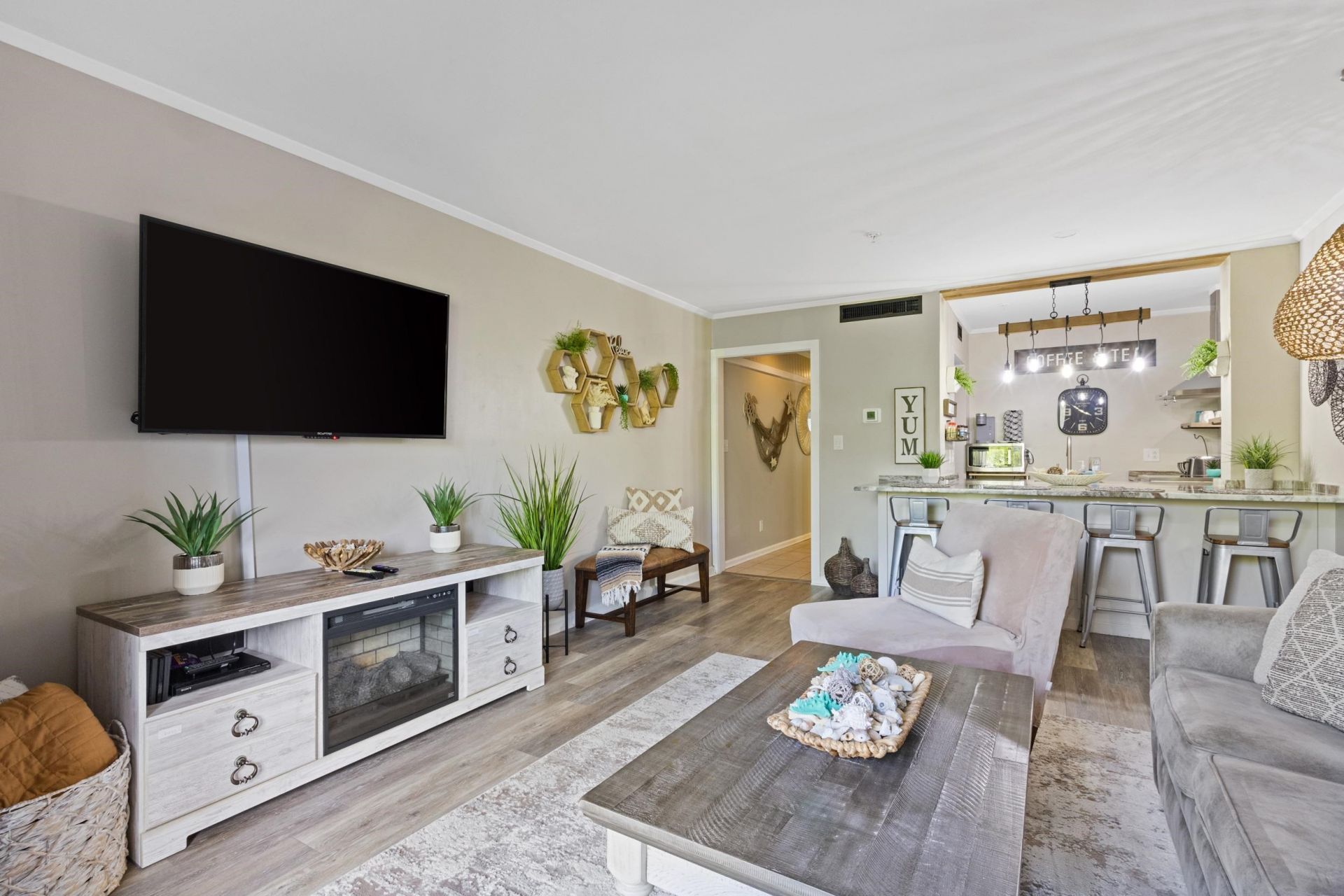 415 Ocean Creek Dr.  Photo 10