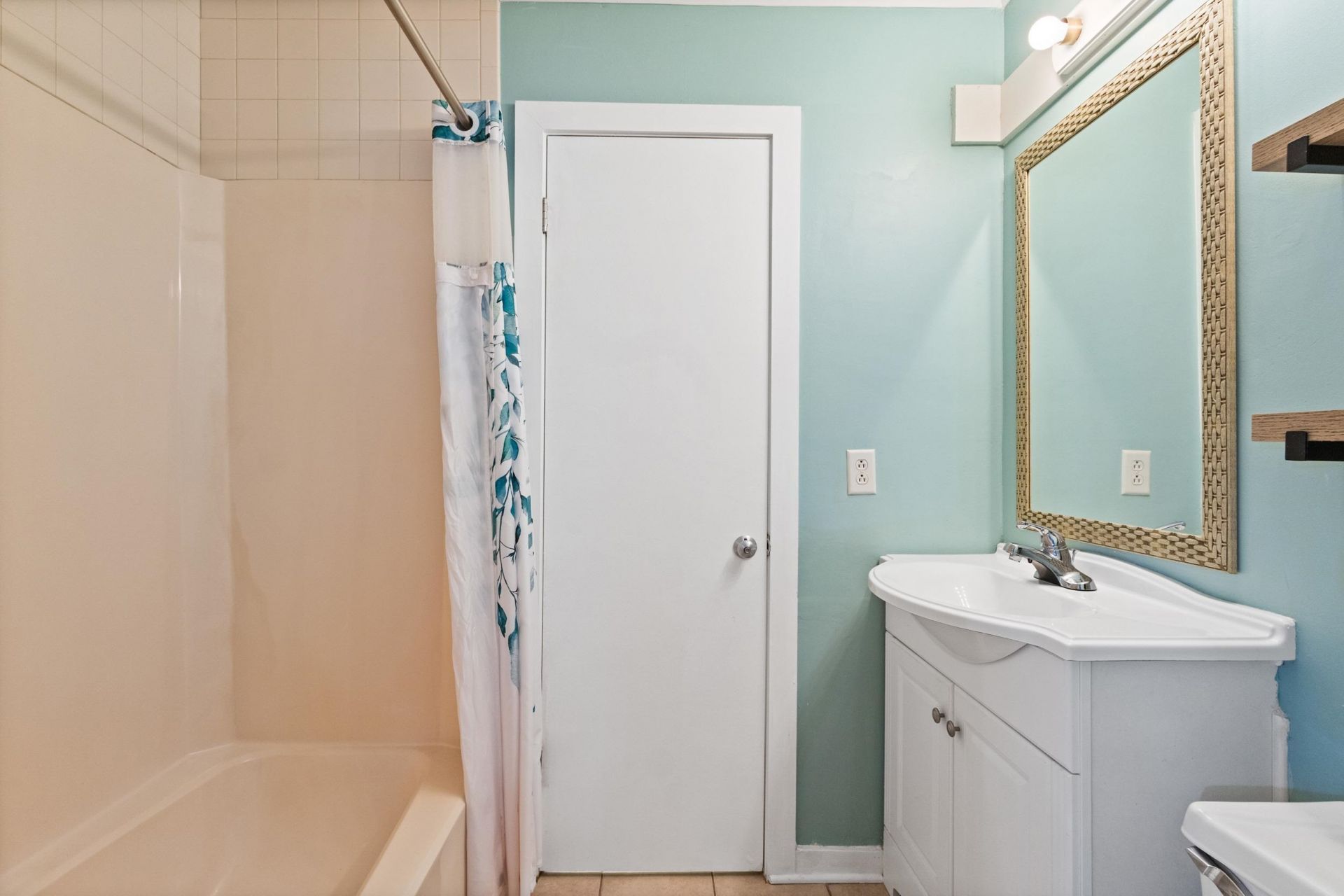 415 Ocean Creek Dr.  Photo 16