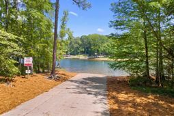 615 Misty Banks Drive photo 4