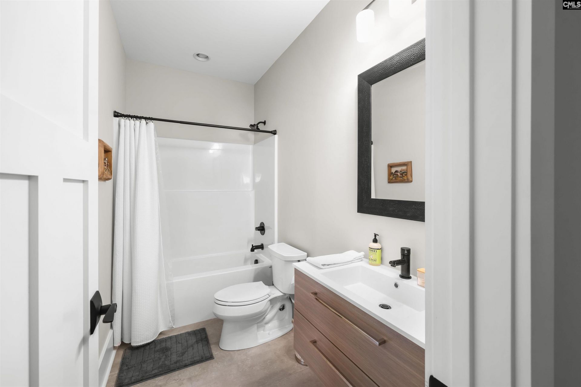 615 Misty Banks Drive Photo 36