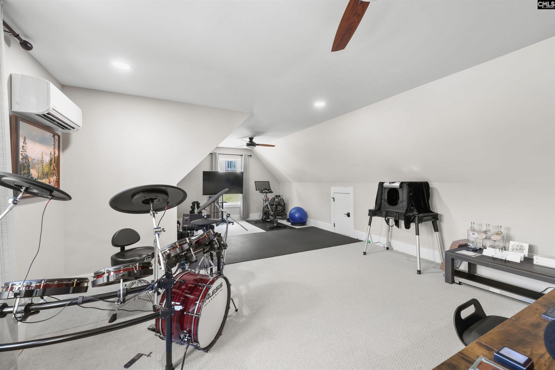 615 Misty Banks Drive Photo 38