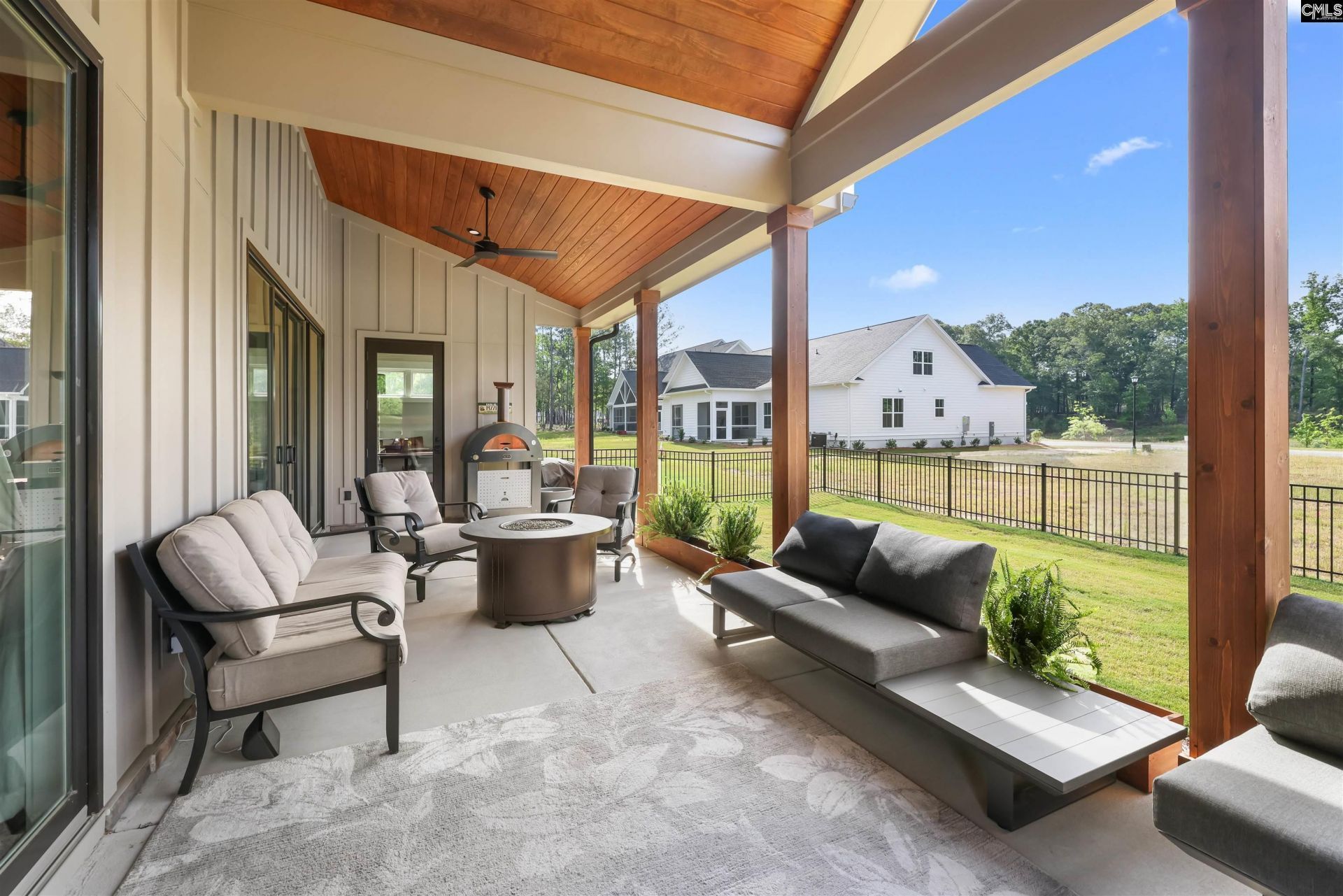 615 Misty Banks Drive Photo 8