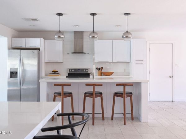 1038 E ELM Street, Phoenix, AZ 85014