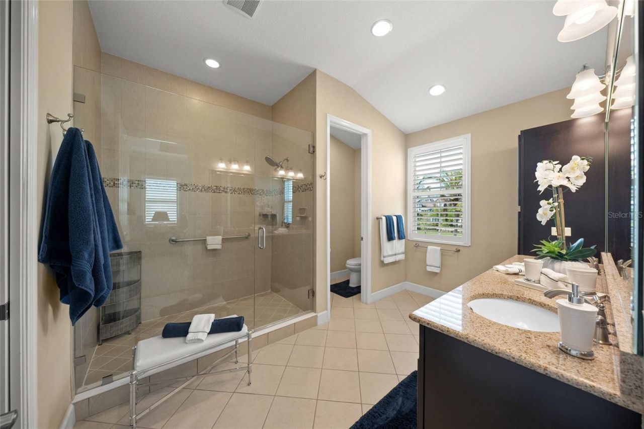 229 Sapphire Lake Drive , Unit 201, Bradenton, FL 34209 Photo