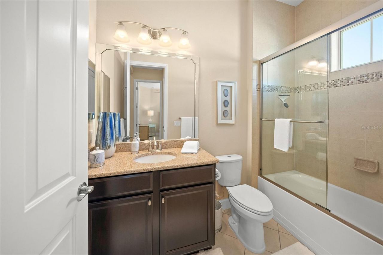 229 Sapphire Lake Drive , Unit 201, Bradenton, FL 34209 Photo