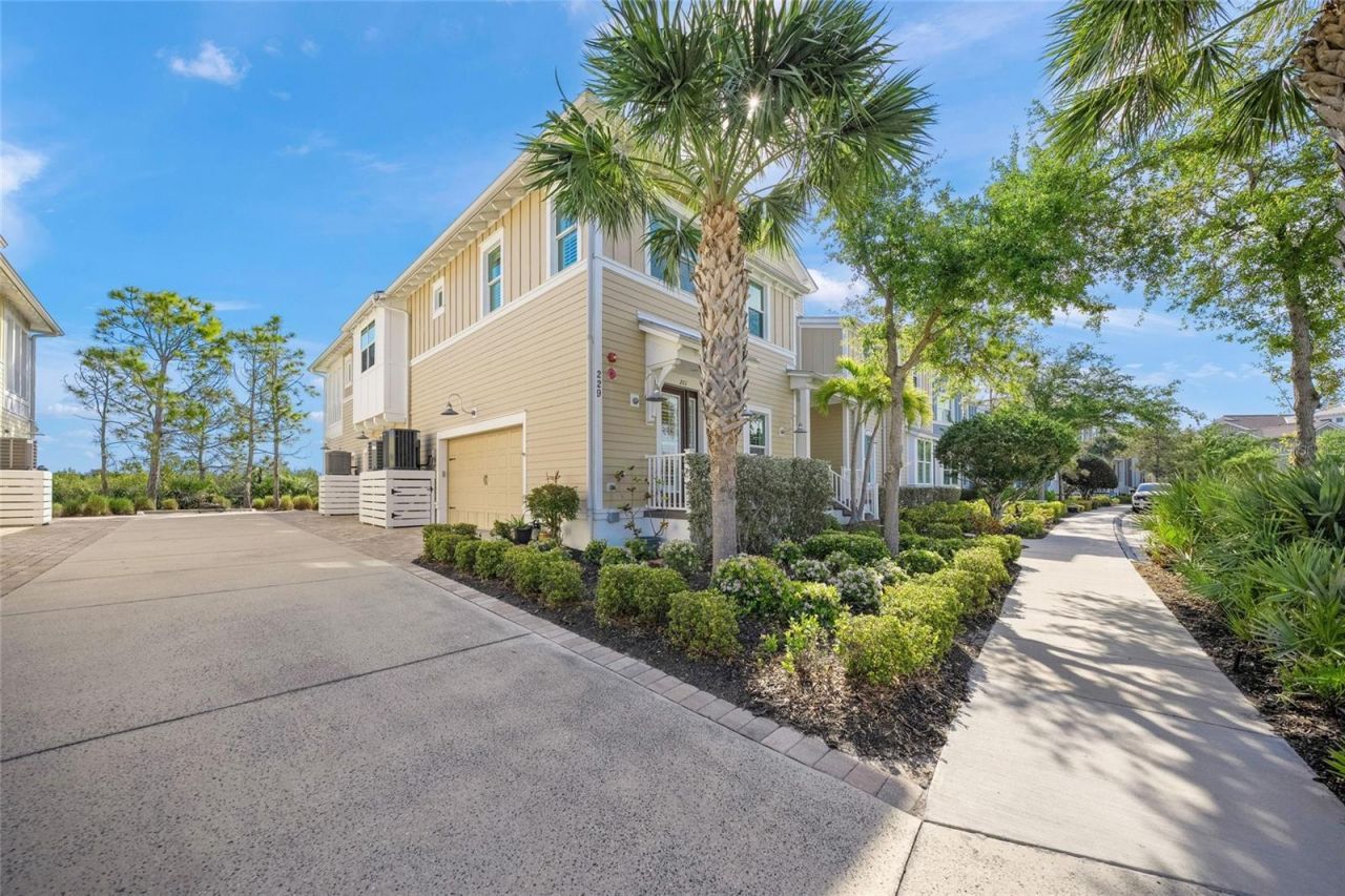 229 Sapphire Lake Drive , Unit 201, Bradenton, FL 34209 Photo