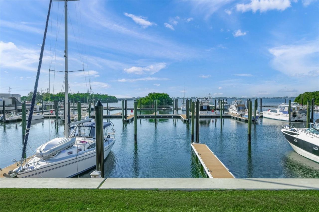 229 Sapphire Lake Drive , Unit 201, Bradenton, FL 34209 Photo