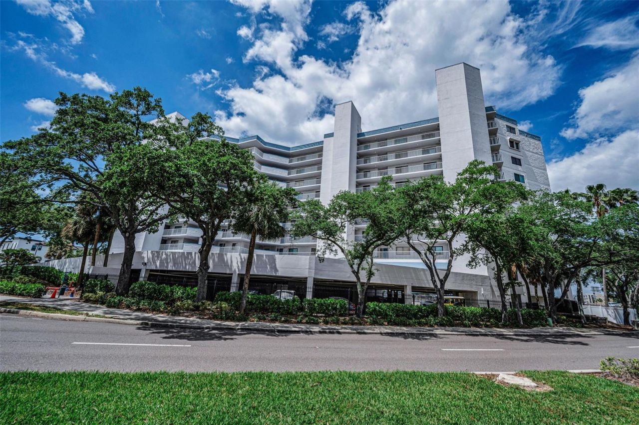 2 Adalia Avenue, Unit 605, Tampa, FL 33606 Photo
