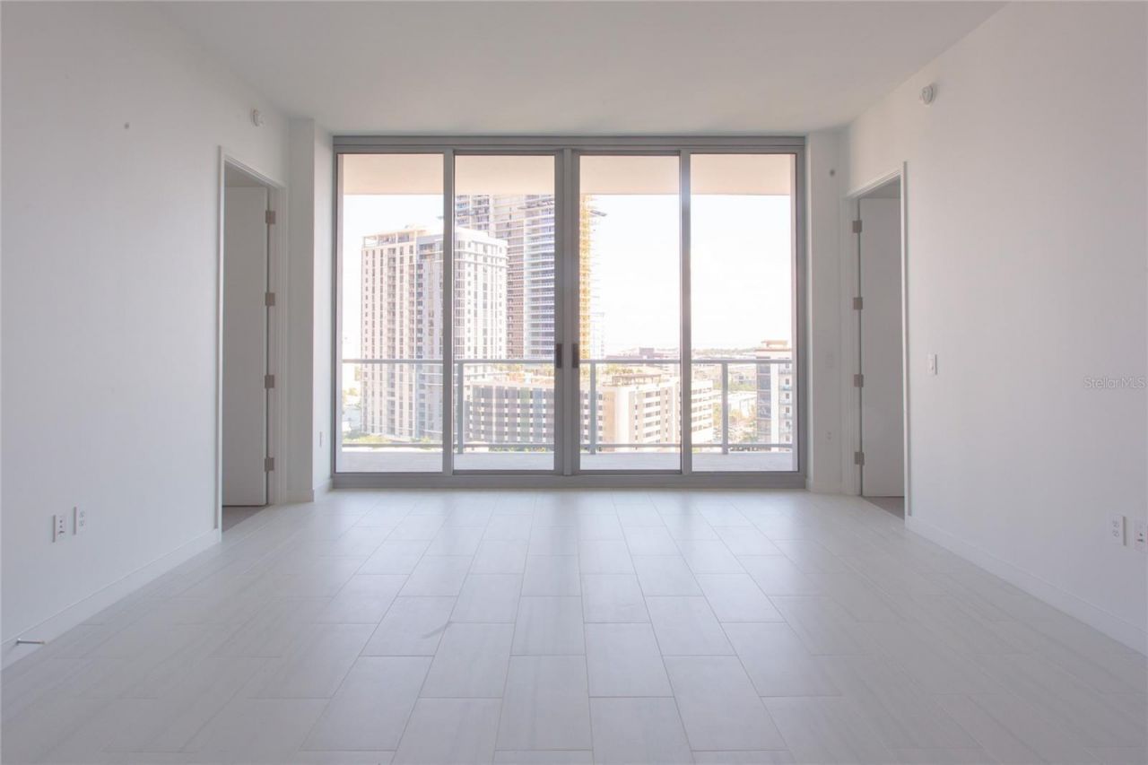 400 Central Avenue, Unit 1003, Saint Petersburg, FL 33701 Photo