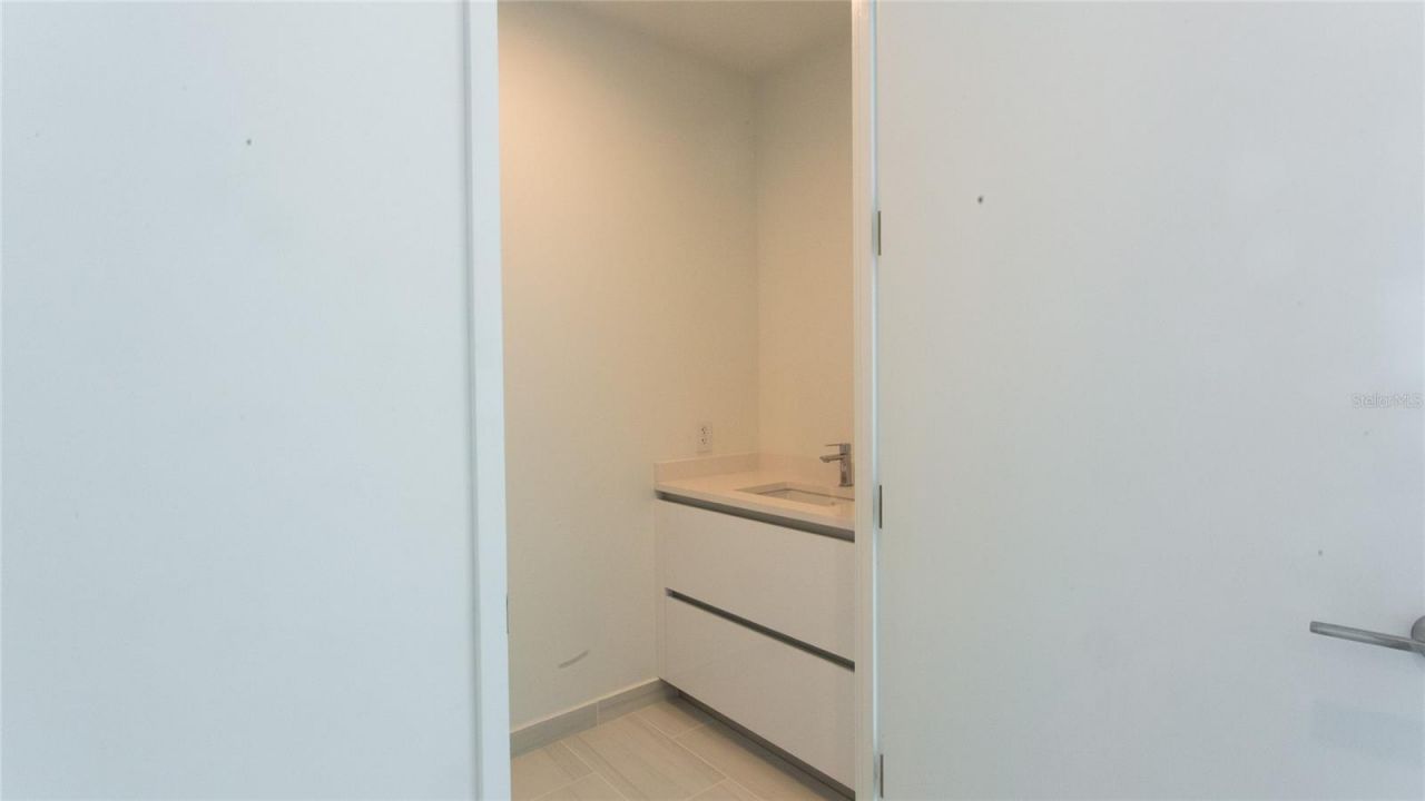 400 Central Avenue, Unit 1003, Saint Petersburg, FL 33701 Photo