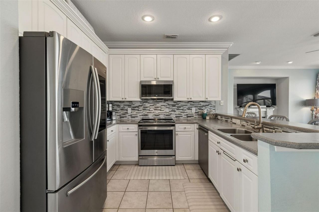 703 Bunker View Drive, Apollo Beach, FL 33572 Photo