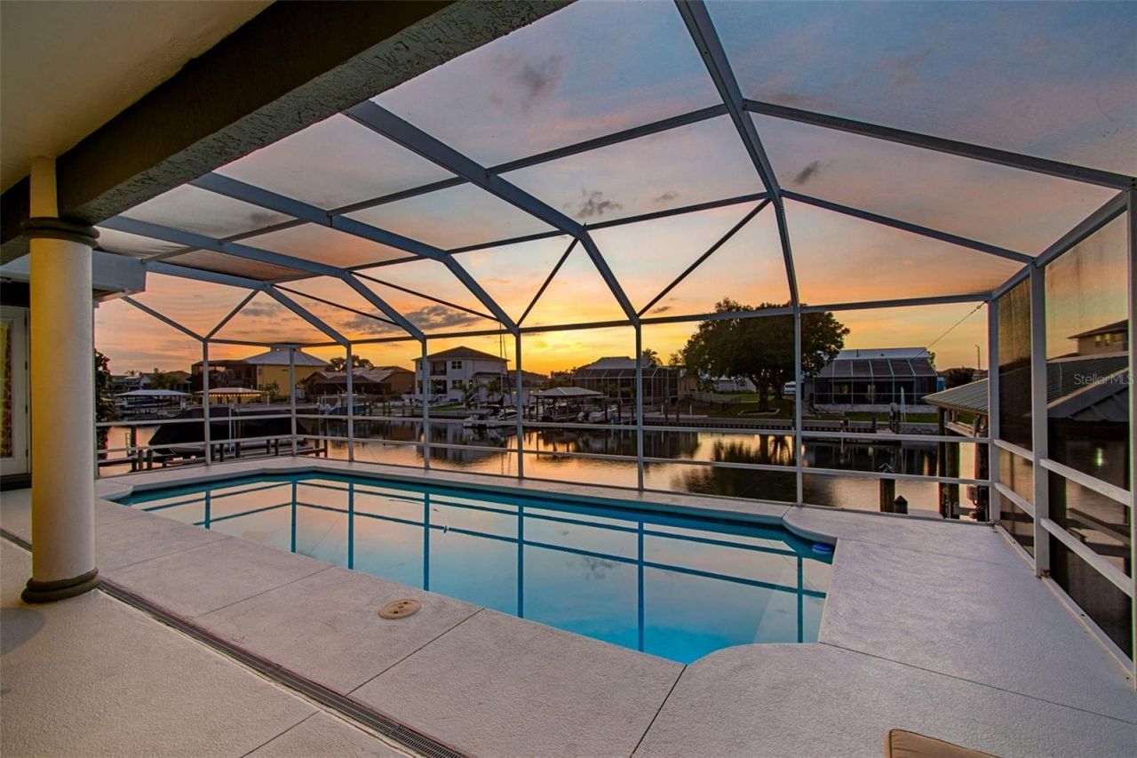 703 Bunker View Drive, Apollo Beach, FL 33572 Photo