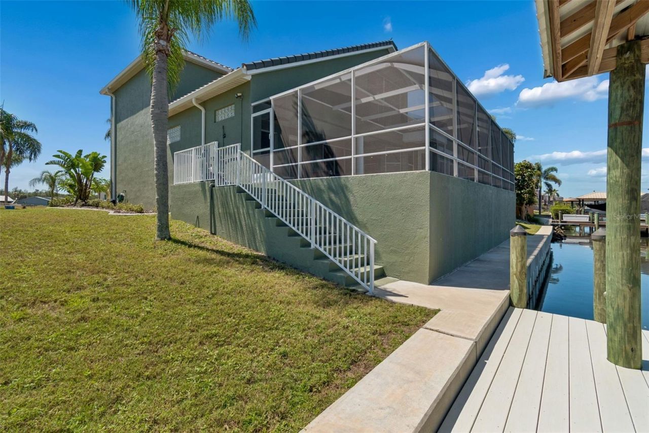 703 Bunker View Drive, Apollo Beach, FL 33572 Photo