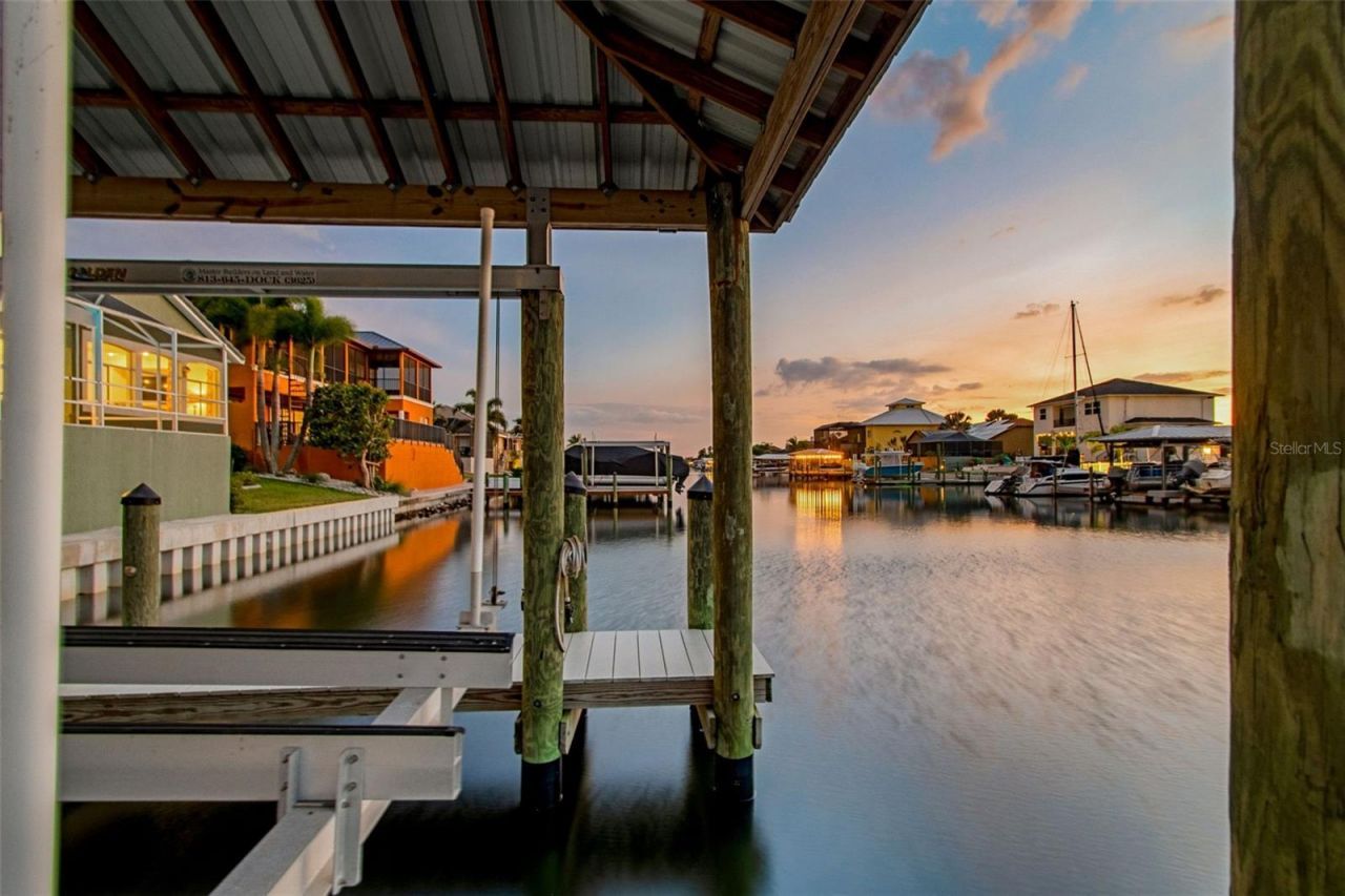 703 Bunker View Drive, Apollo Beach, FL 33572 Photo