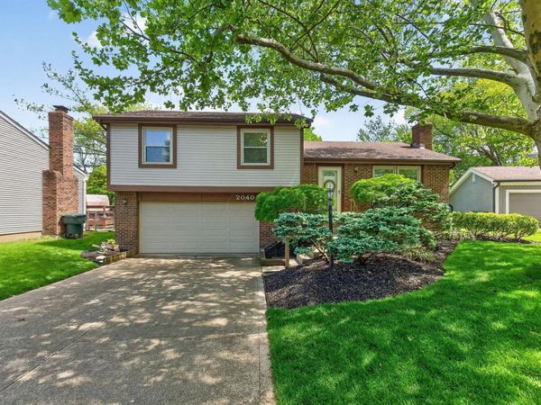 2040 Tuckaway Court, Columbus, OH 43228