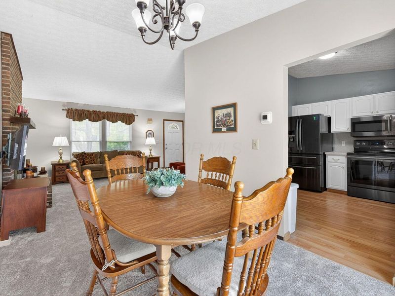 2040 Tuckaway Court, Columbus, OH 43228 Photo 15