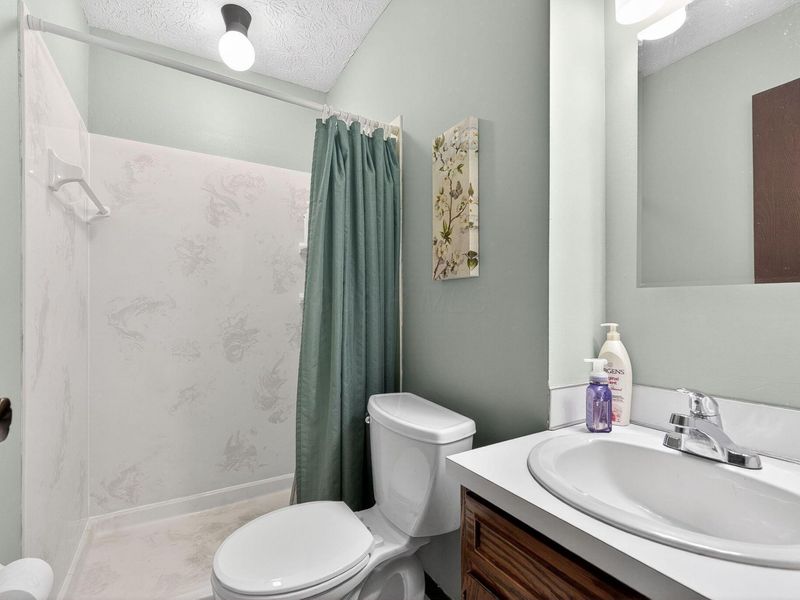 2040 Tuckaway Court, Columbus, OH 43228 Photo 26