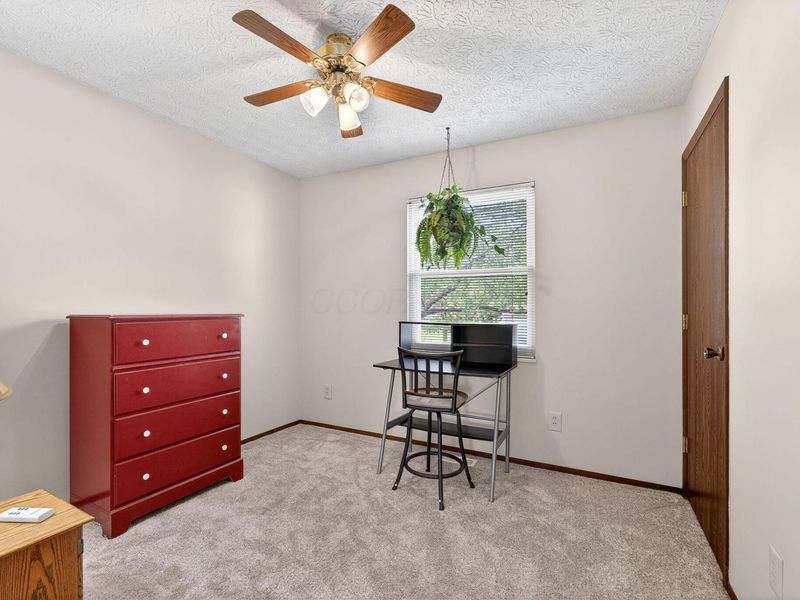 2040 Tuckaway Court, Columbus, OH 43228 Photo 32