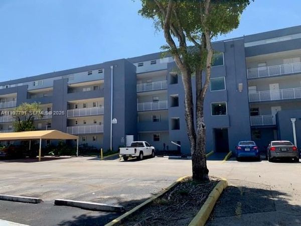 9357 Fontainebleau Blvd , Unit D303, Miami, FL 33172