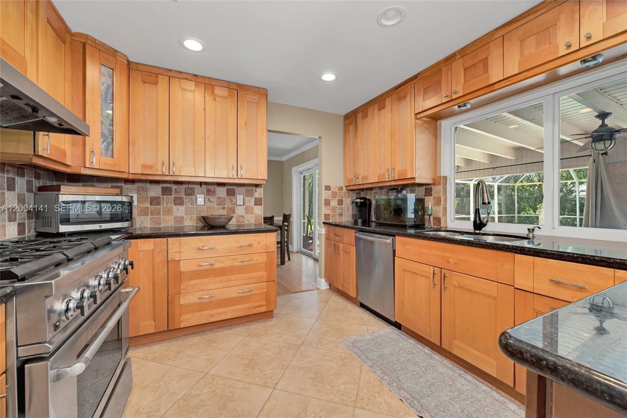 8480 SW 180th St , Palmetto Bay, FL 33157 Photo