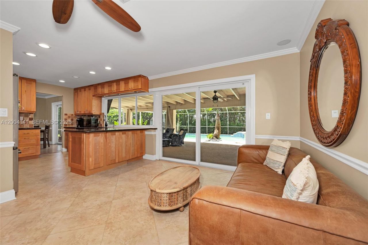 8480 SW 180th St , Palmetto Bay, FL 33157 Photo
