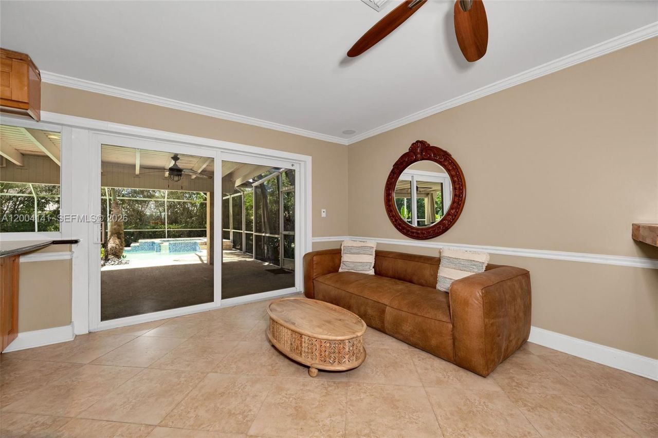 8480 SW 180th St , Palmetto Bay, FL 33157 Photo