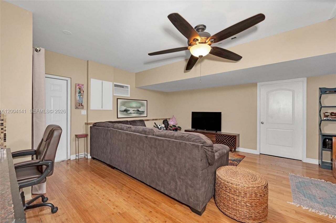 8480 SW 180th St , Palmetto Bay, FL 33157 Photo