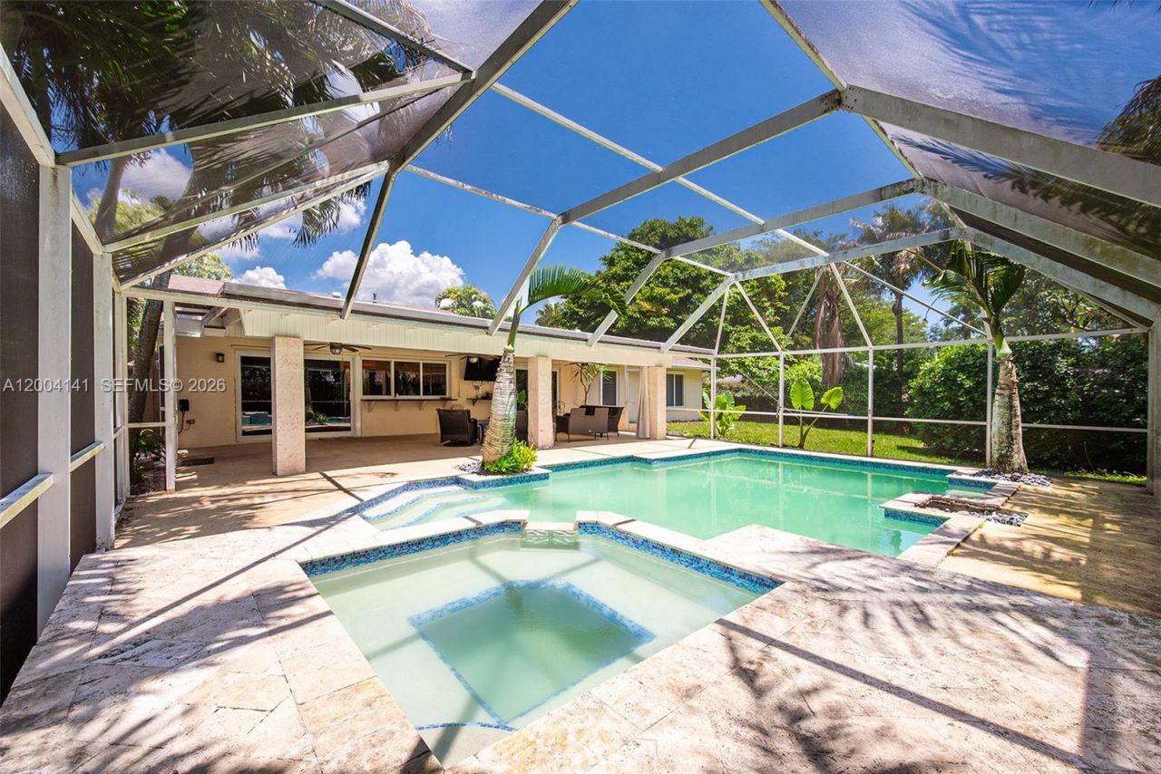 8480 SW 180th St , Palmetto Bay, FL 33157 Photo