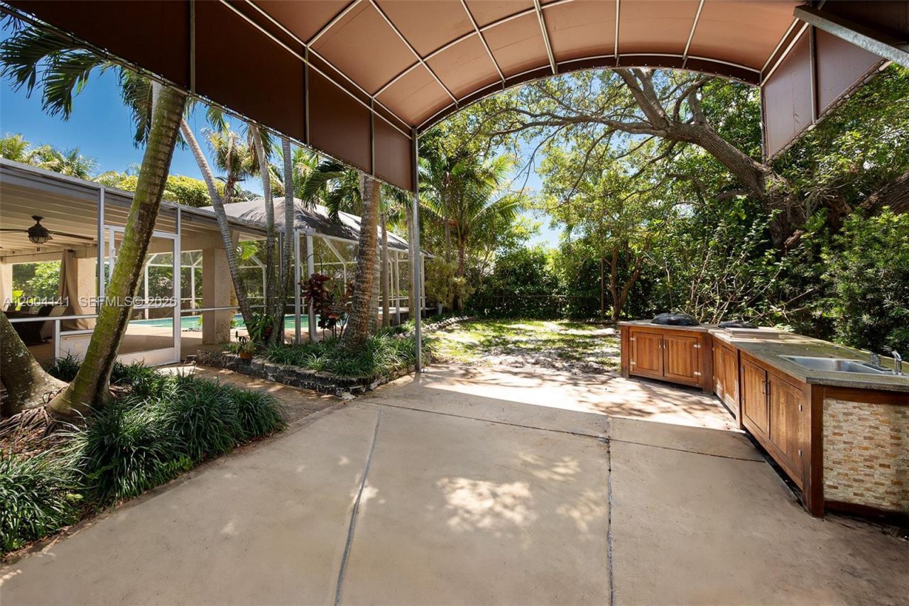 8480 SW 180th St , Palmetto Bay, FL 33157 Photo