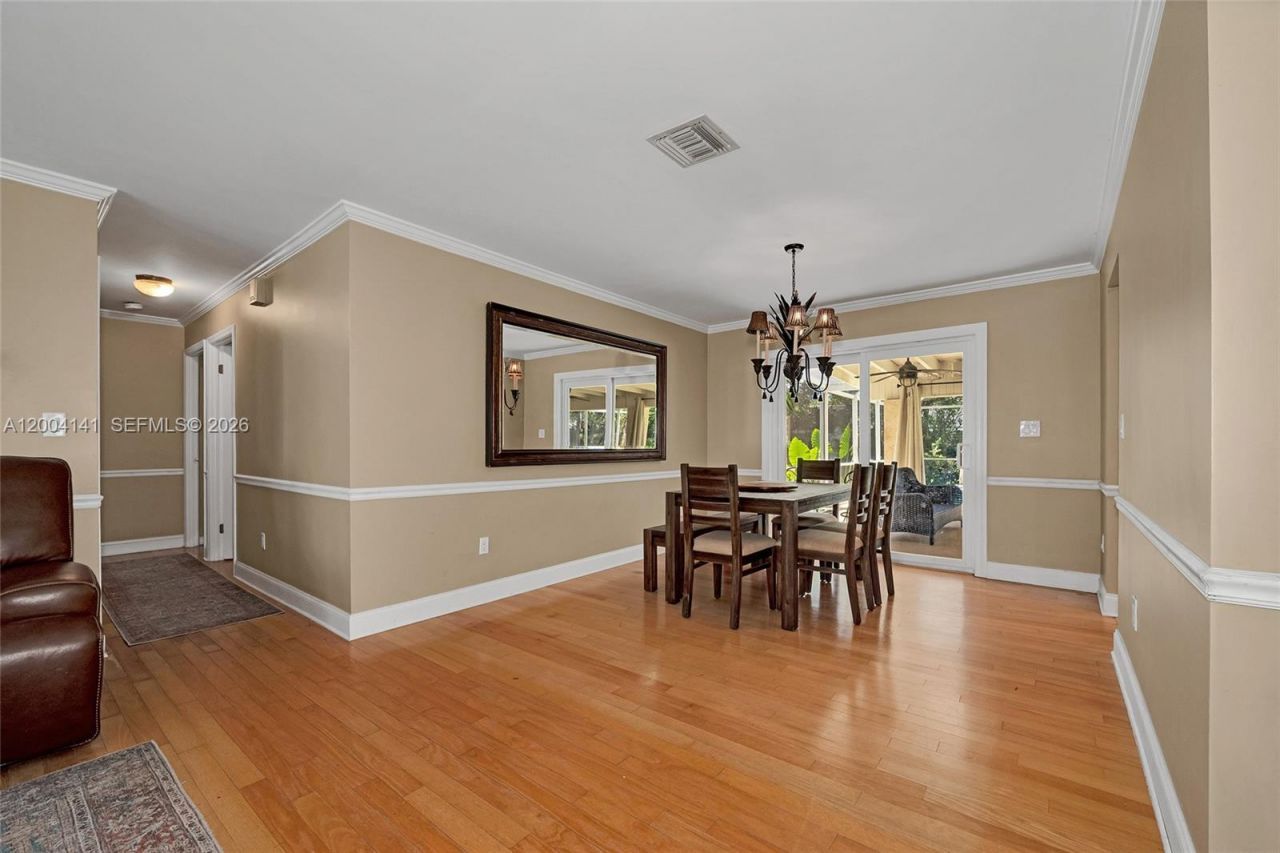 8480 SW 180th St , Palmetto Bay, FL 33157 Photo