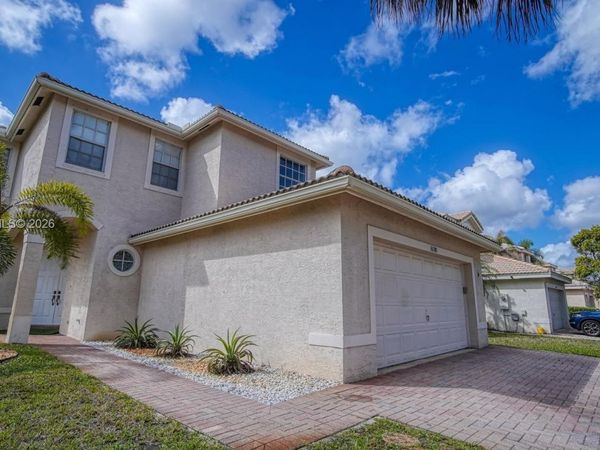 16388 SW 28th St , Miramar, FL 33027