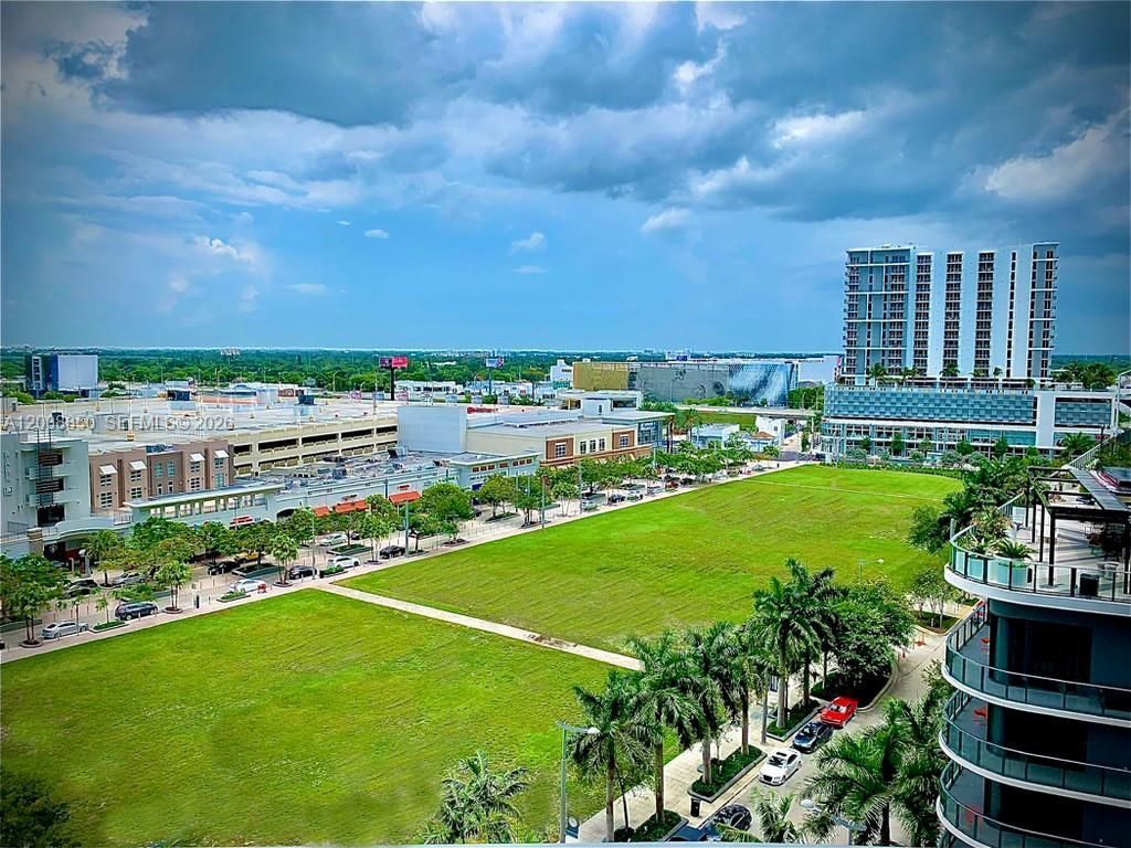 3301 NE 1st Ave, Unit H0909, Miami, FL 33137 Photo