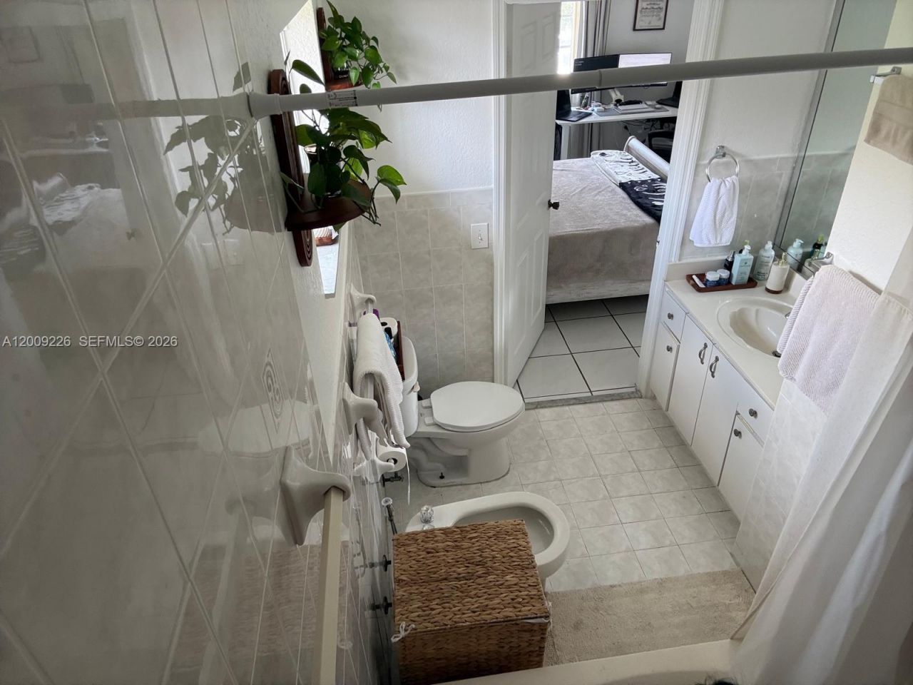3514 W 76th St , Unit 203, Hialeah, FL 33018 Photo