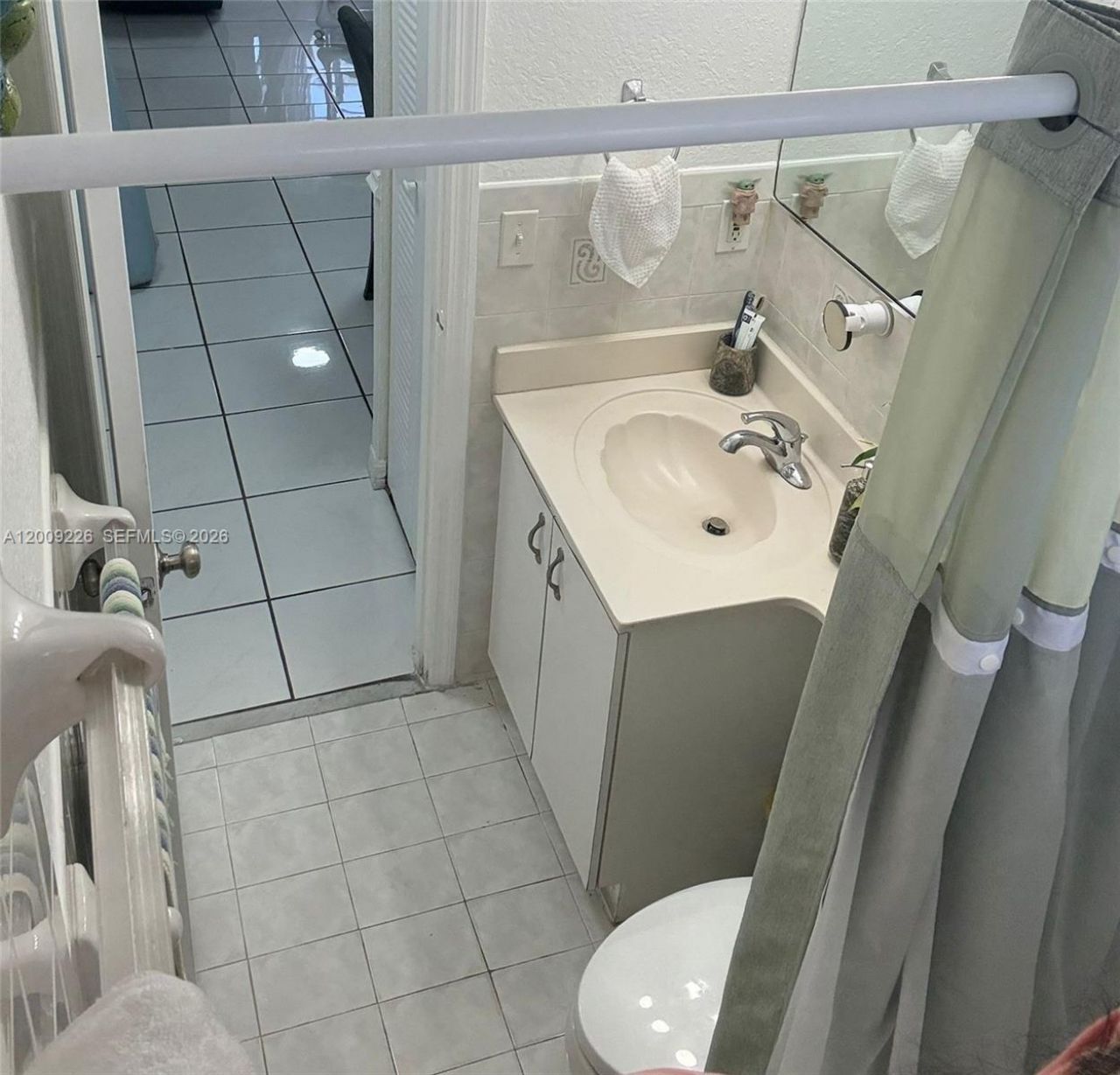 3514 W 76th St , Unit 203, Hialeah, FL 33018 Photo