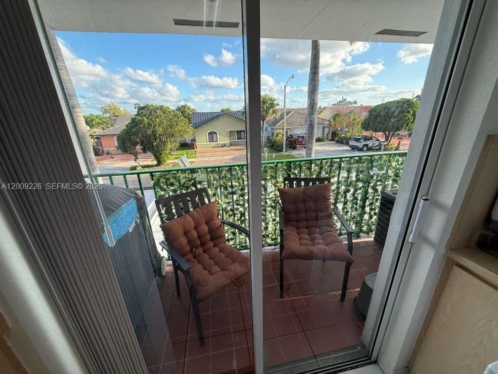 3514 W 76th St , Unit 203, Hialeah, FL 33018 Photo