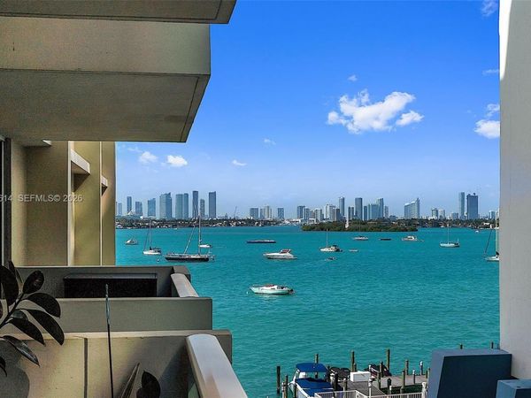 1200 West Ave , Unit 423, Miami Beach, FL 33139