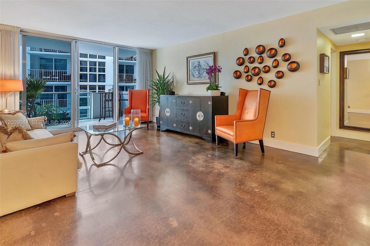1200 West Ave , Unit 423, Miami Beach, FL 33139 Photo