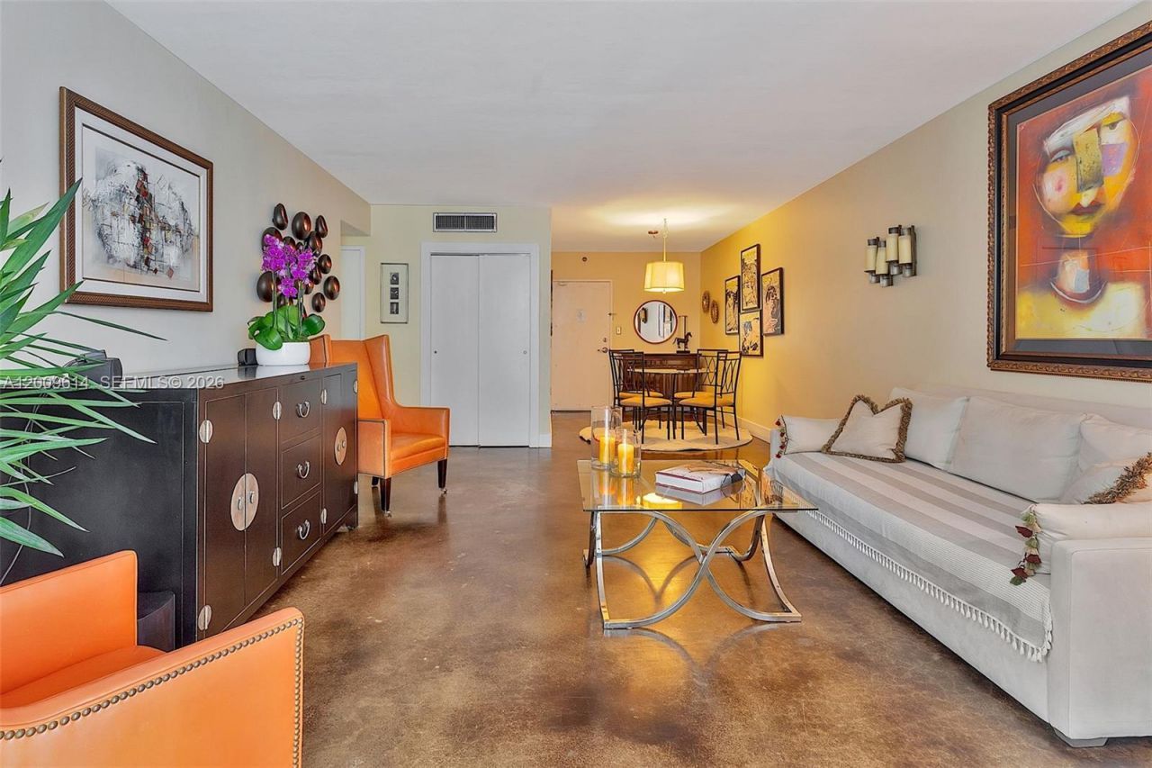 1200 West Ave , Unit 423, Miami Beach, FL 33139 Photo