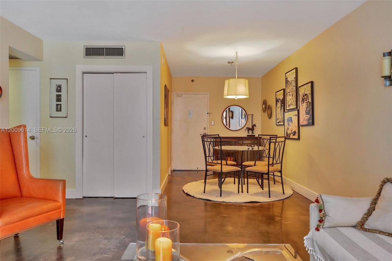 1200 West Ave , Unit 423, Miami Beach, FL 33139 Photo