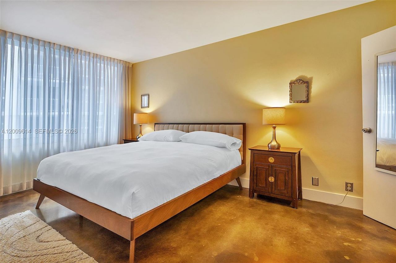 1200 West Ave , Unit 423, Miami Beach, FL 33139 Photo