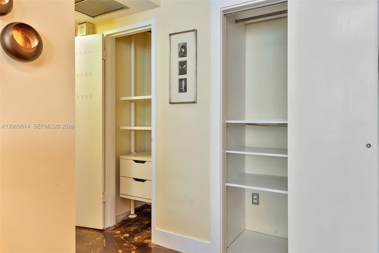 1200 West Ave , Unit 423, Miami Beach, FL 33139 Photo