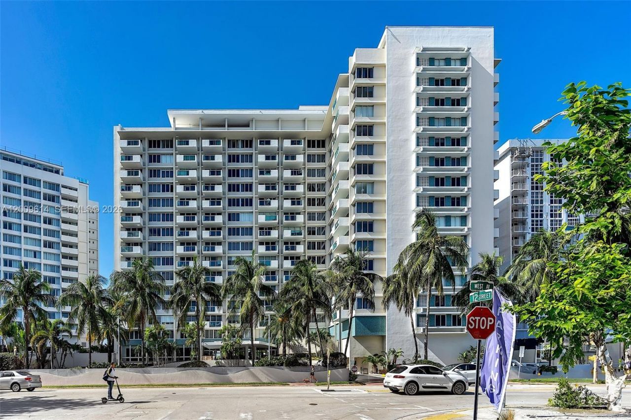 1200 West Ave , Unit 423, Miami Beach, FL 33139 Photo